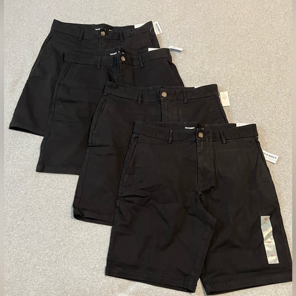 Old Navy FOUR PACK Men’s Black Shorts - Picture 1 of 12